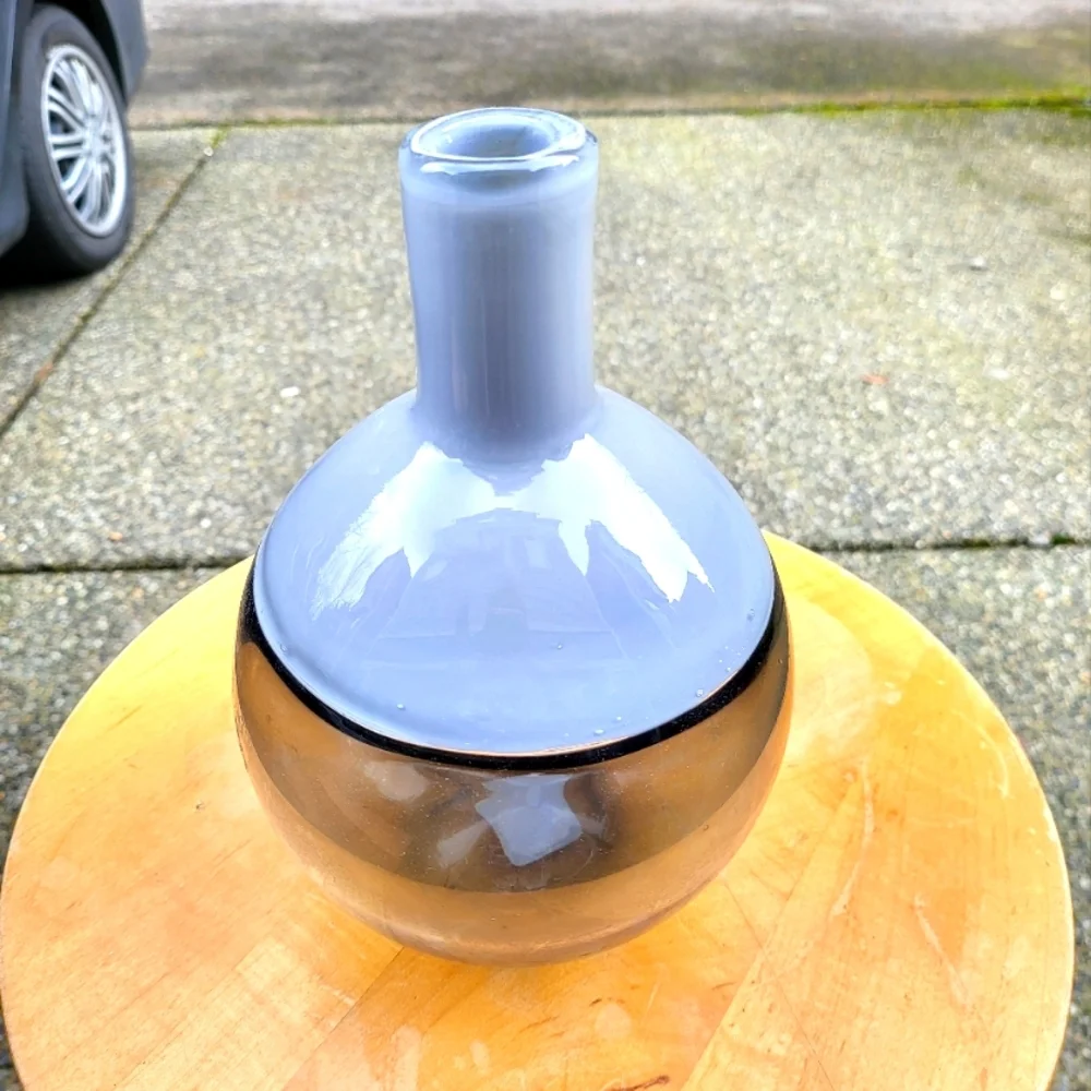 Gray Round Bulb Vase - Picture 2 of 3